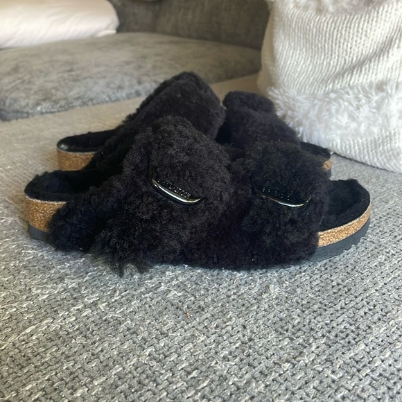 NWT BIRKENSTOCK BIG BUCKLE Fur Lined Sandals! - Picture 2 of 10